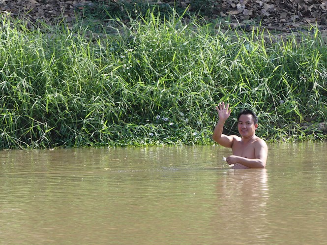 1AFC129A-731F-4A8E-8EF2-B8252DA6E69B