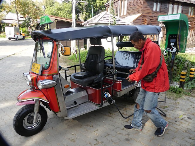 33443345-ADE1-4CB9-A2AF-047D9129767D